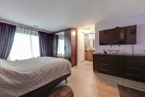 Bedroom - 1500 Harbour Dr #4Q, Wheeling, IL 60090 photo 2 of 2