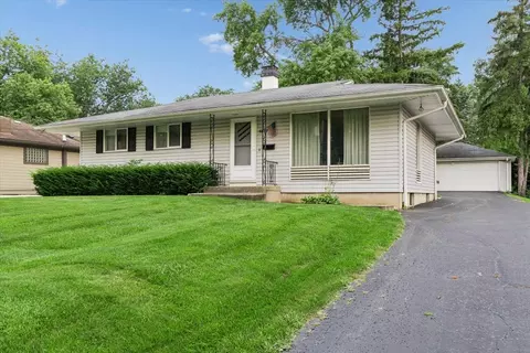 4812 Cumnor Rd, Downers Grove, IL 60515