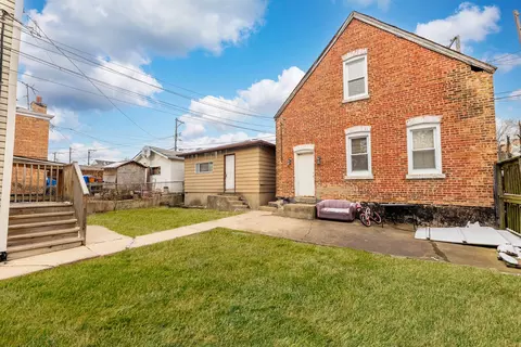 3653 S Wood St, Chicago, IL 60609