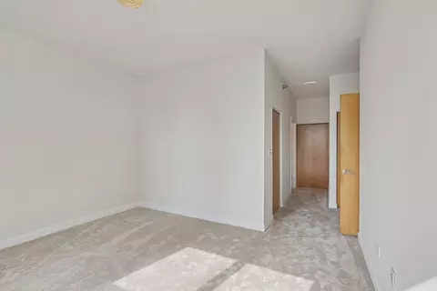 Bedroom - 41 E 8th St #1102, Chicago, IL 60605 photo 4 of 5