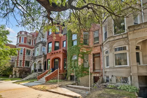 Exterior - 835 E Drexel Sq, Chicago, IL 60615 photo 4 of 8