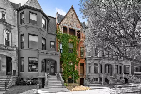 835 E Drexel Sq, Chicago, IL 60615