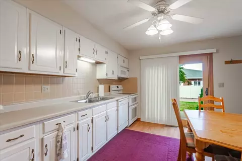 Kitchen - 103 S Towanda Ave #4, Normal, IL 61761 photo 1 of 2