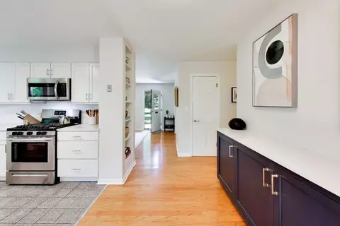 Entry Way - 800 Hunter Rd, Glenview, IL 60025 photo 1 of 1