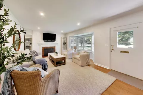 Other - 800 Hunter Rd, Glenview, IL 60025 photo 1 of 5