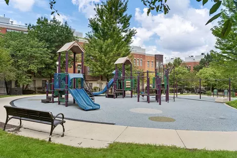 View/Area - 1500 S Halsted St #2A, Chicago, IL 60607 photo 6 of 6