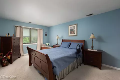 Bedroom - 1702 Mill St #207, Des Plaines, IL 60016 photo 1 of 1