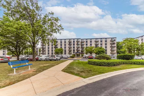 9118 W Elmwood Dr #1K, Niles, IL 60714