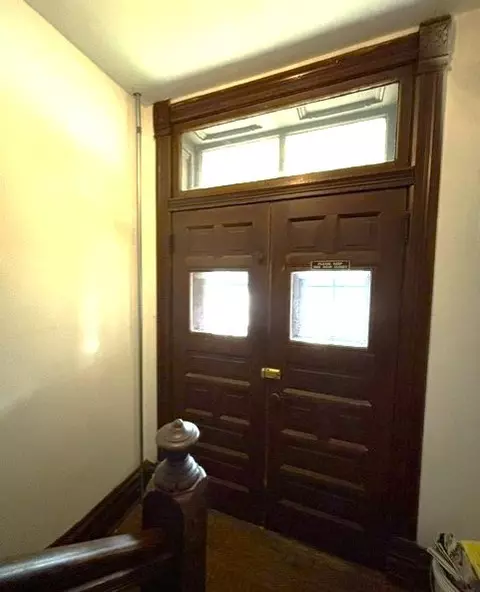 Entry Way - 358 Bent St, Elgin, IL 60120 photo 3 of 4