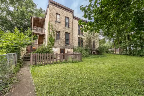 Exterior - 358 Bent St, Elgin, IL 60120 photo 6 of 6