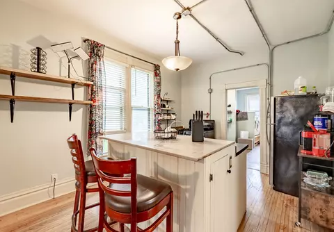 Kitchen - 358 Bent St, Elgin, IL 60120 photo 1 of 5
