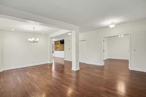 Living - 26613 Silverleaf Dr, Plainfield, IL 60585 photo 3 of 5