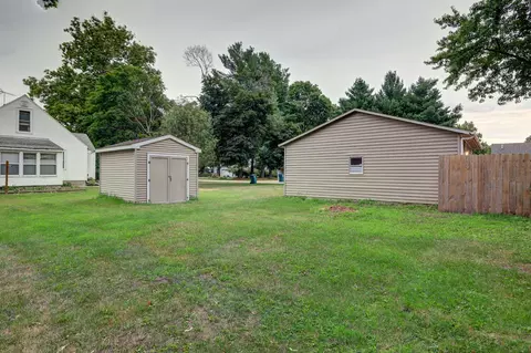 Exterior - 315 E Booth St, Tampico, IL 61283 photo 6 of 7