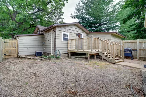 Exterior - 315 E Booth St, Tampico, IL 61283 photo 5 of 7