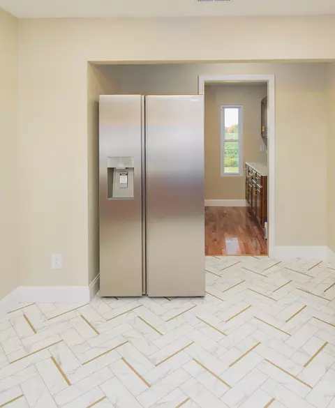 Kitchen - 122 E Lincoln, Dix, IL 62830 photo 3 of 4