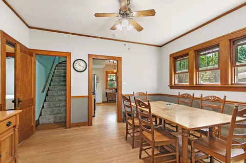 Dining - 909 Augusta Ave, Elgin, IL 60120 photo 2 of 3