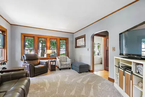 Other - 909 Augusta Ave, Elgin, IL 60120 photo 3 of 7