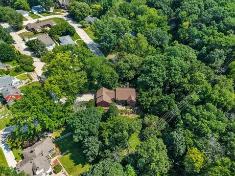 View/Area - 1000 27th Ave, Moline, IL 61265 photo 1 of 2