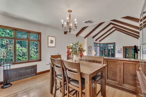 Dining - 1000 27th Ave, Moline, IL 61265 photo 4 of 4