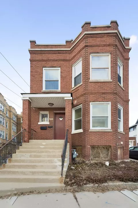 7633 Jackson Blvd, Forest Park, IL 60130