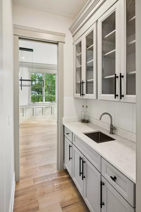 Kitchen - 1921 Beechnut Rd, Northbrook, IL 60062 photo 5 of 5