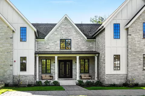 Exterior - 1921 Beechnut Rd, Northbrook, IL 60062 photo 3 of 6