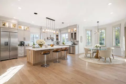 Kitchen - 1921 Beechnut Rd, Northbrook, IL 60062 photo 1 of 5