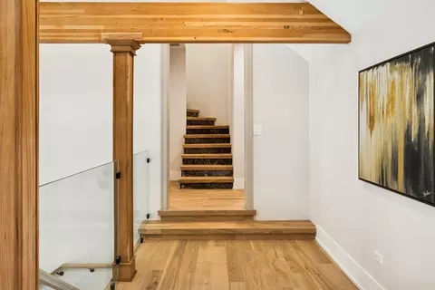 Entry Way - 1921 Beechnut Rd, Northbrook, IL 60062 photo 3 of 3