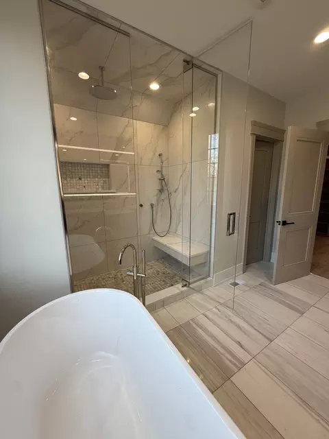 Bath - 1921 Beechnut Rd, Northbrook, IL 60062 photo 3 of 8