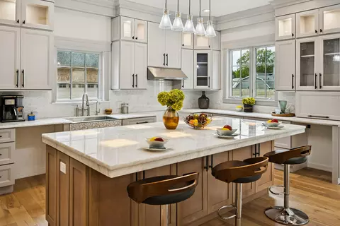Kitchen - 1921 Beechnut Rd, Northbrook, IL 60062 photo 3 of 5