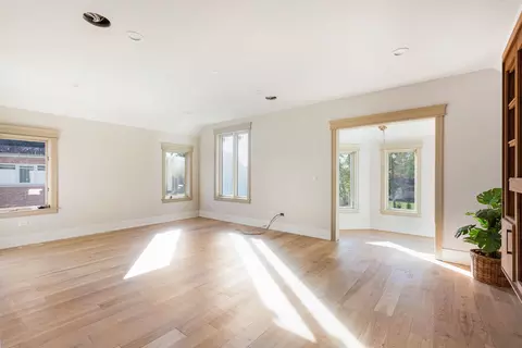 Living - 1921 Beechnut Rd, Northbrook, IL 60062 photo 5 of 10
