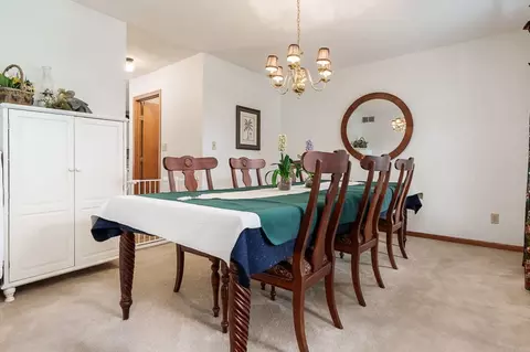 Dining - 691 Stonemint Dr, Roscoe, IL 61073 photo 2 of 3