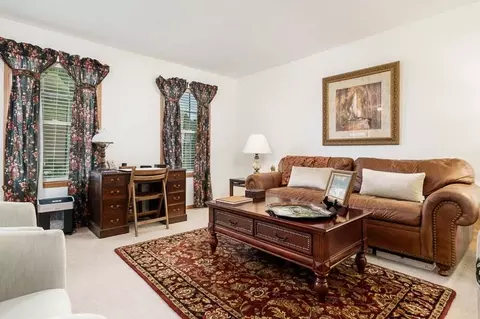 Living - 691 Stonemint Dr, Roscoe, IL 61073 photo 3 of 5