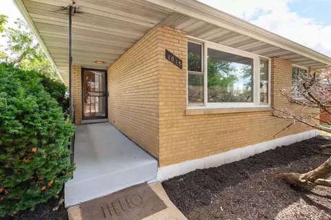 Exterior - 1015 W Victoria Ave, Berkeley, IL 60163 photo 6 of 8