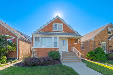 6811 S Komensky Ave, Chicago, IL 60629