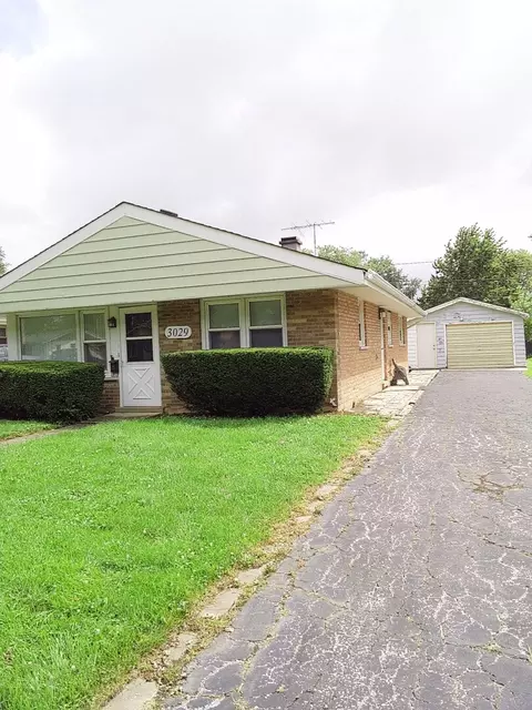 Exterior - 3029 Wallace Ave, Steger, IL 60475 photo 2 of 4