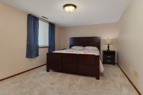 Bedroom - 301 Garden Rd, Normal, IL 61761 photo 8 of 9
