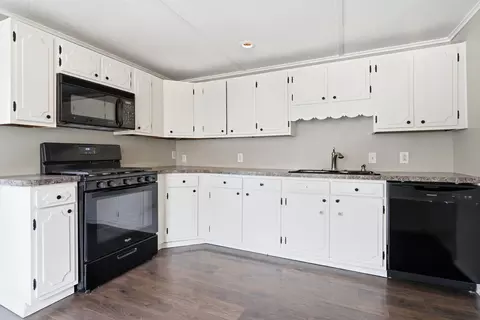 Kitchen - 1002 Empire St, Bloomington, IL 61701 photo 3 of 3