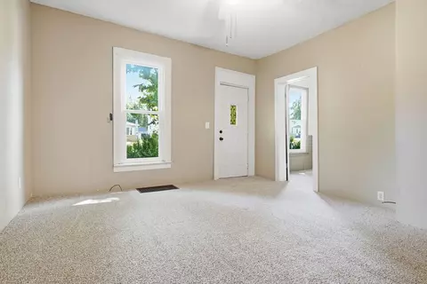 Living - 1002 Empire St, Bloomington, IL 61701 photo 2 of 6