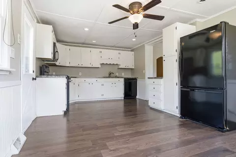Kitchen - 1002 Empire St, Bloomington, IL 61701 photo 1 of 3