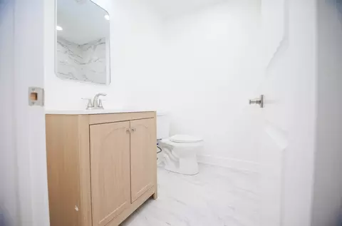 Bath - 24448 Caton Farm Rd, Plainfield, IL 60586 photo 3 of 5