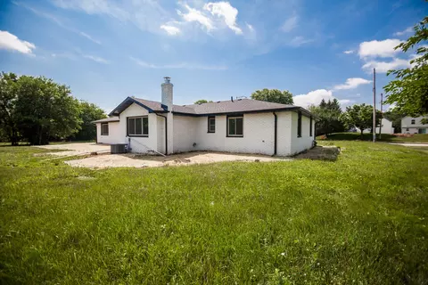 Exterior - 24448 Caton Farm Rd, Plainfield, IL 60586 photo 2 of 3