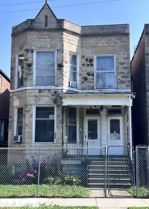 4229 W 25th St, Chicago, IL 60623