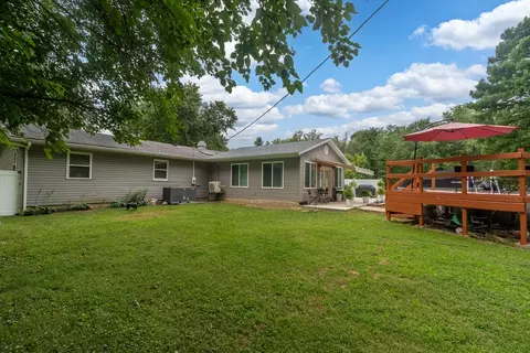Exterior - 1101 E Pine St, Herrin, IL 62948 photo 9 of 15