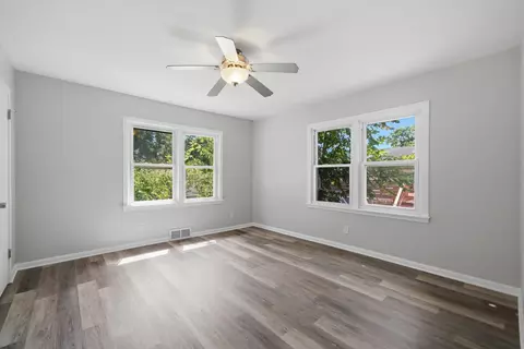 Bedroom - Undisclosed, Ingleside, IL 60041 photo 1 of 3
