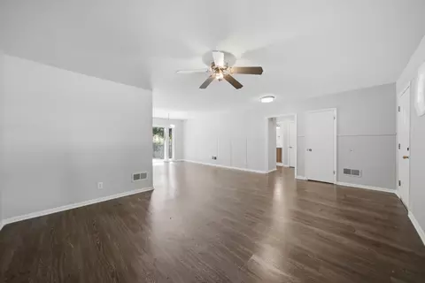Living - Undisclosed, Ingleside, IL 60041 photo 3 of 4