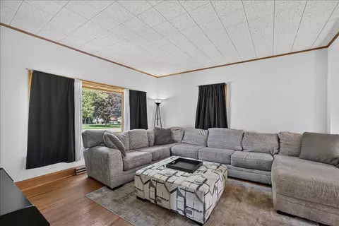 Living - 411 Main St, Leaf River, IL 61047 photo 2 of 3