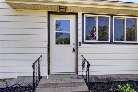 Exterior - 411 Main St, Leaf River, IL 61047 photo 3 of 9
