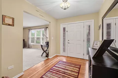 Entry Way - 1613 Jasper Dr, Wheaton, IL 60189 photo 2 of 2