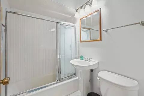 Bath - Undisclosed, Oak Forest, IL 60452 photo 1 of 1